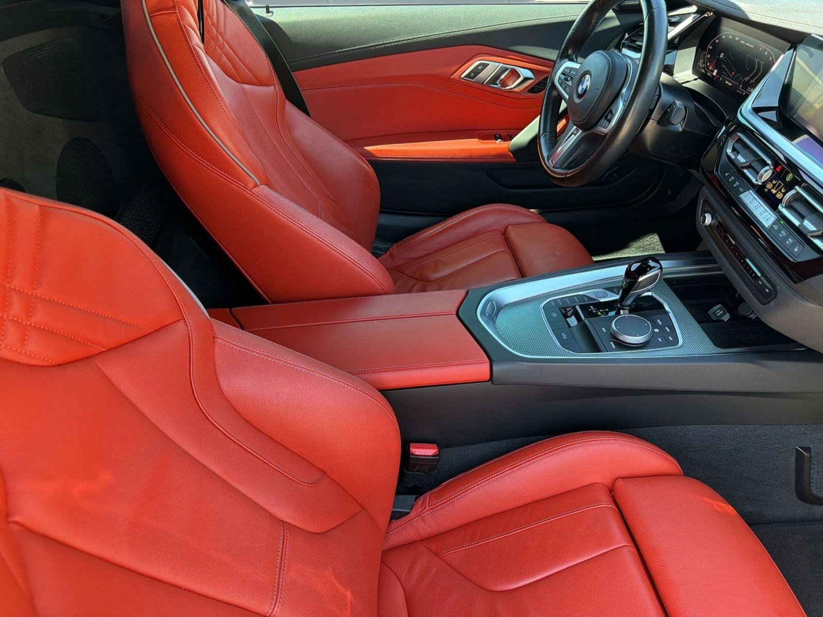 Certified 2022 BMW Z4 M40i w/ Premium Package RWD image 29