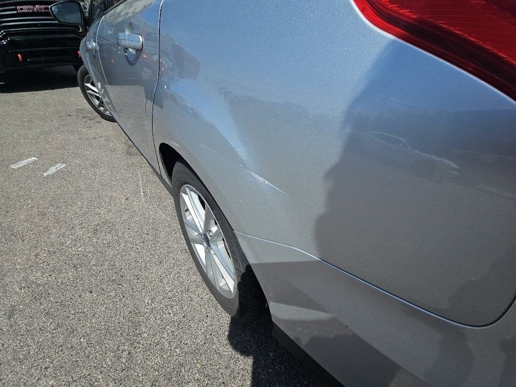 Used 2018 Ford Focus SE FWD image 27