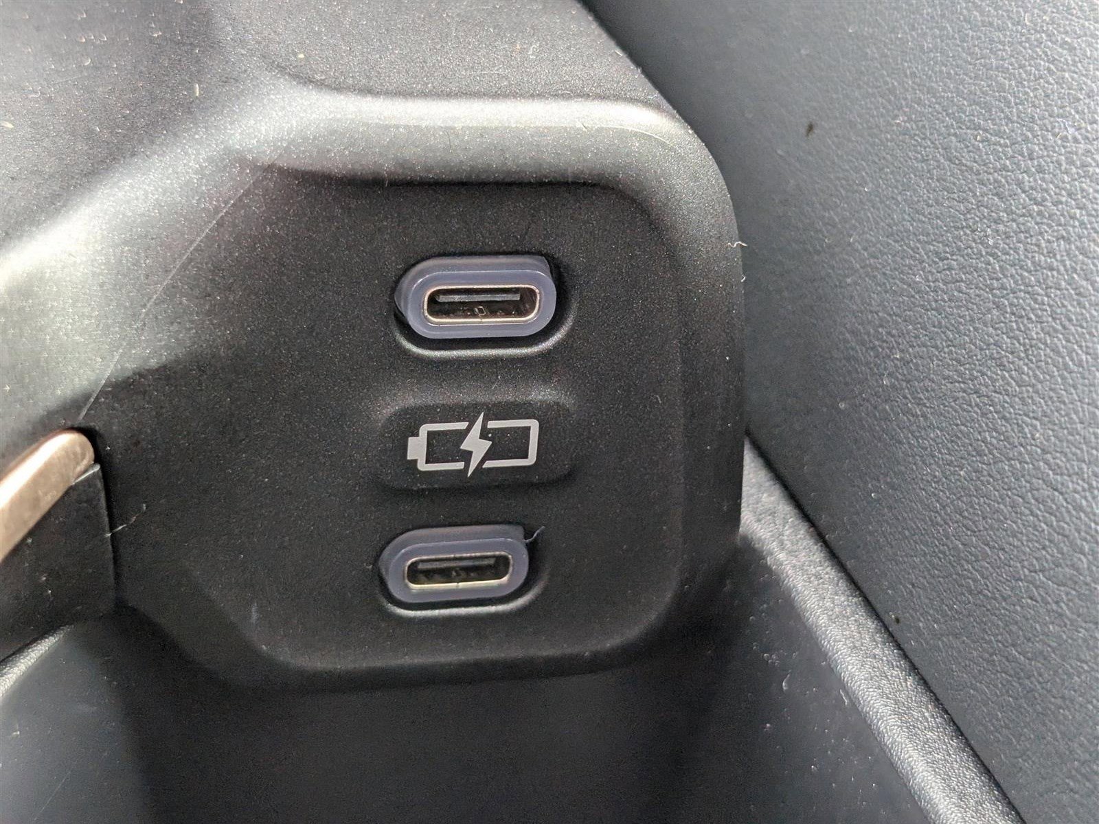 Used 2023 Toyota Crown Platinum image 26