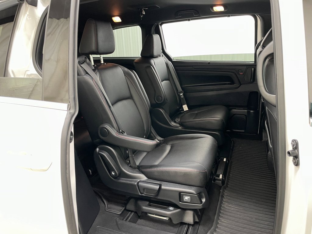 Used 2024 Honda Odyssey Sport image 38