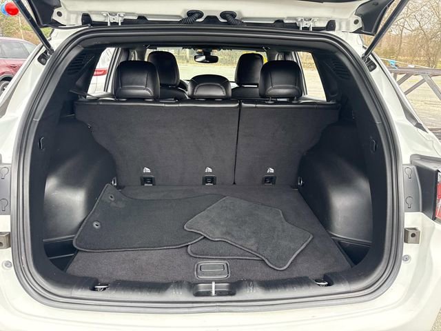Used 2023 Jeep Compass Limited AWD/4WD image 9
