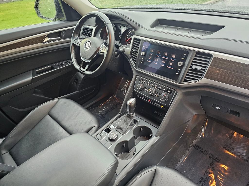 Used 2019 Volkswagen Atlas SE w/ Towing Package image 10