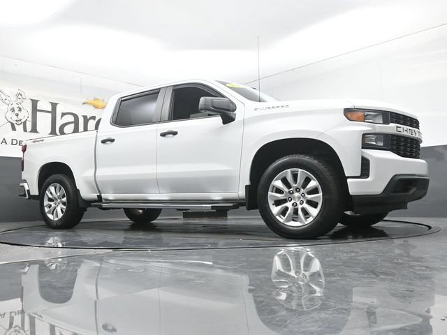 Used 2020 Chevrolet Silverado 1500 Custom w/ Custom Value Package AWD/4WD image 2