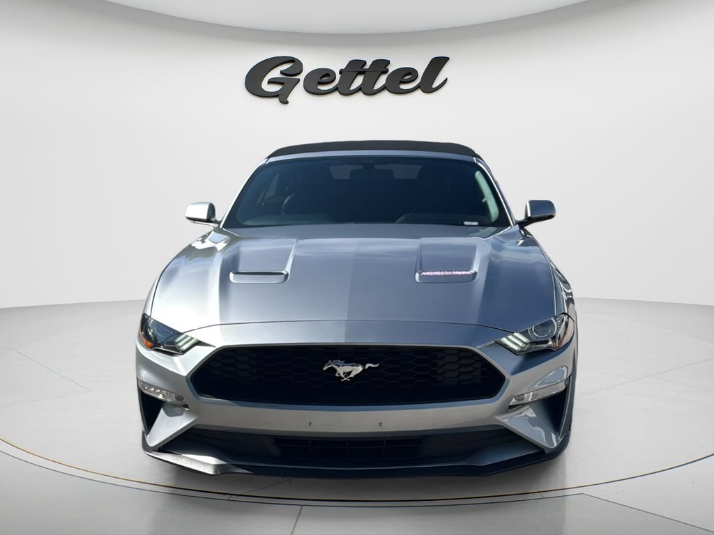Used 2020 Ford Mustang Premium RWD image 5