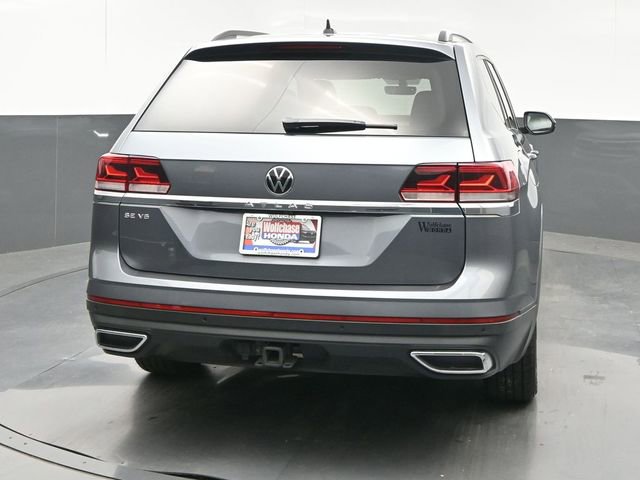 Used 2023 Volkswagen Atlas SE w/ Black Wheel Package image 5