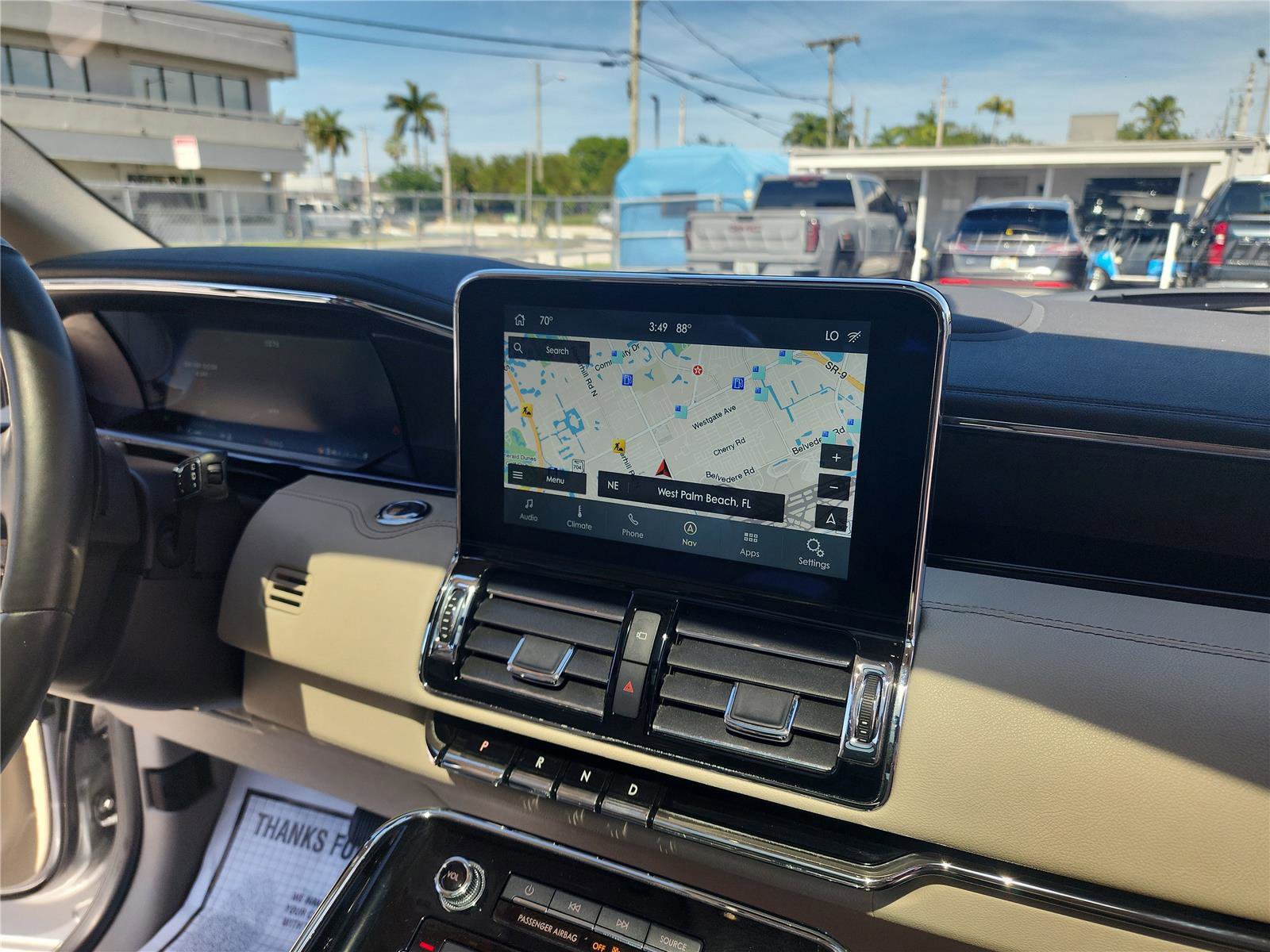 Certified 2020 Lincoln Navigator Reserve w/ Luxury Package RWD image 32