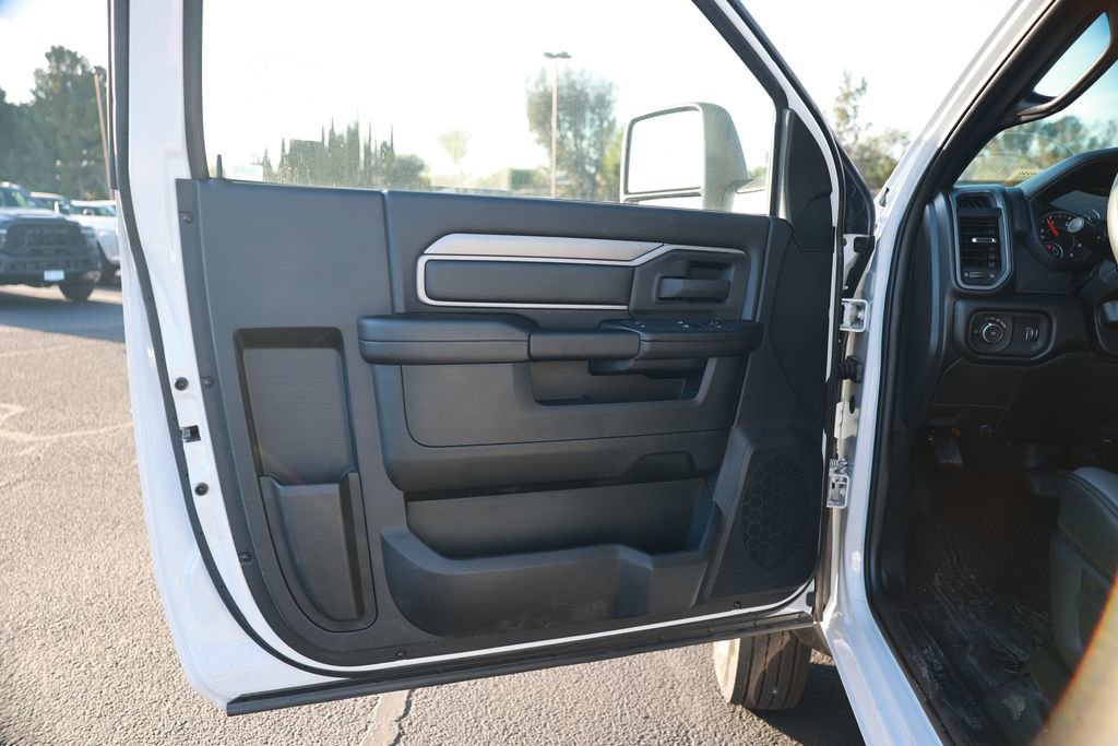 New 2026 RAM 5500 Tradesman w/ Chrome Appearance Group RWD image 18