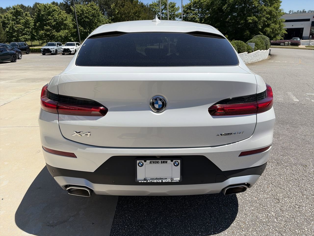 Used 2025 BMW X4 xDrive30i AWD/4WD image 12