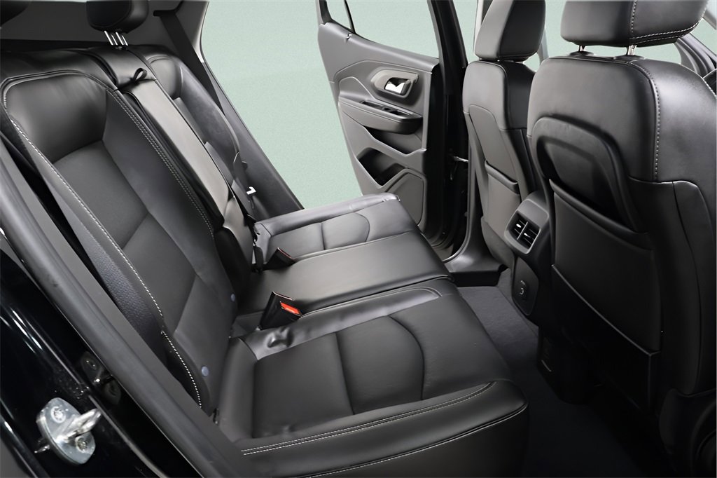 Used 2022 GMC Terrain SLT w/ Tech Package image 31