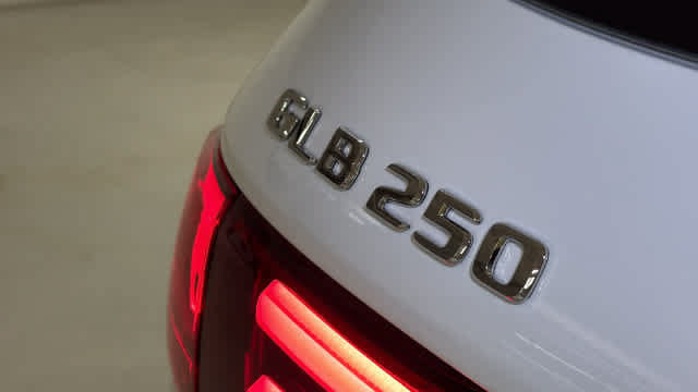 Certified 2026 Mercedes-Benz GLB 250 4MATIC image 10