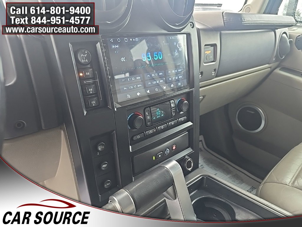 Used 2004 HUMMER H2 w/ Preferred Equipment Group image 18