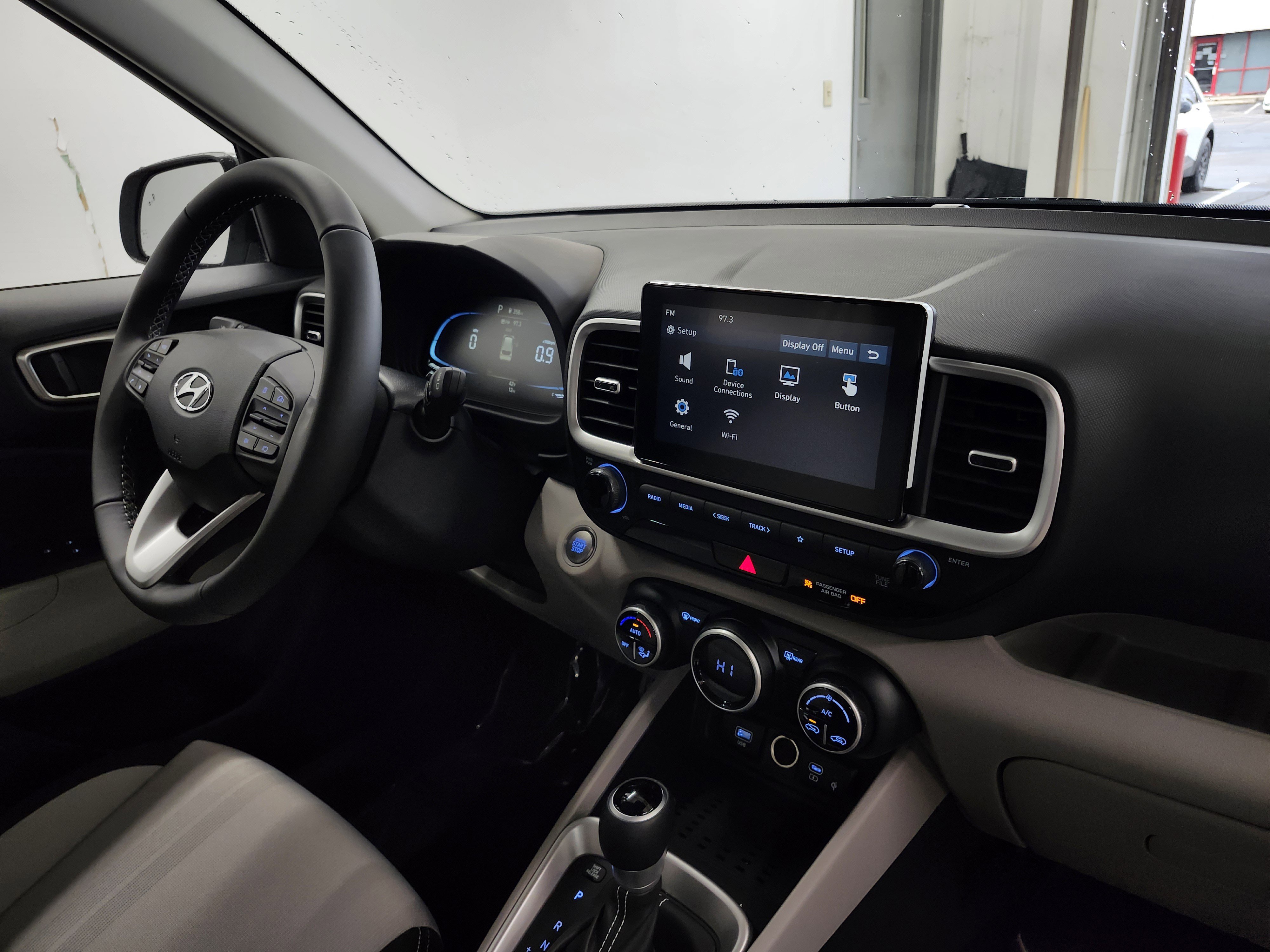 New 2026 Hyundai Venue SEL image 4