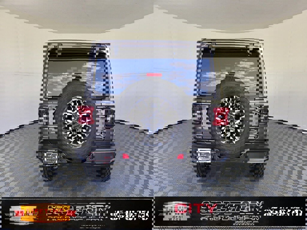 New 2025 Jeep Wrangler Unlimited Sahara image 6