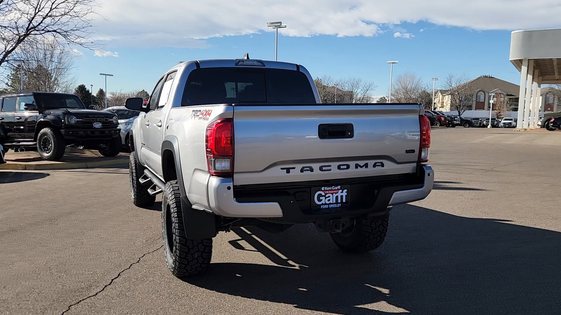 Used 2019 Toyota Tacoma TRD Off-Road image 10