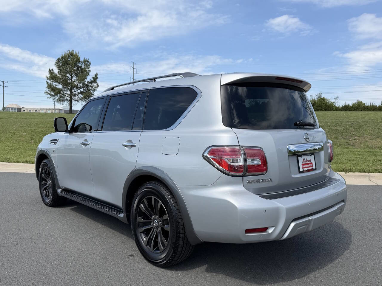 Used 2017 Nissan Armada Platinum w/ Captain Seat Package AWD/4WD image 3