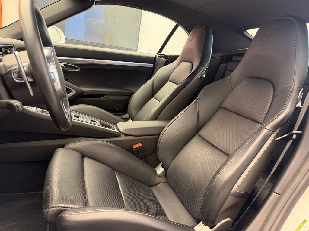 Certified 2014 Porsche 911 Turbo AWD/4WD image 5