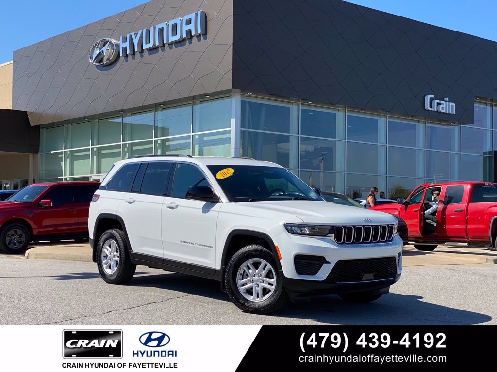 Used 2025 Jeep Grand Cherokee Laredo w/ MOPAR Finishing Package
