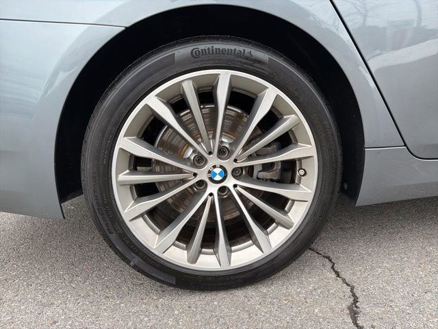 Used 2022 BMW 540i xDrive w/ Convenience Package image 33