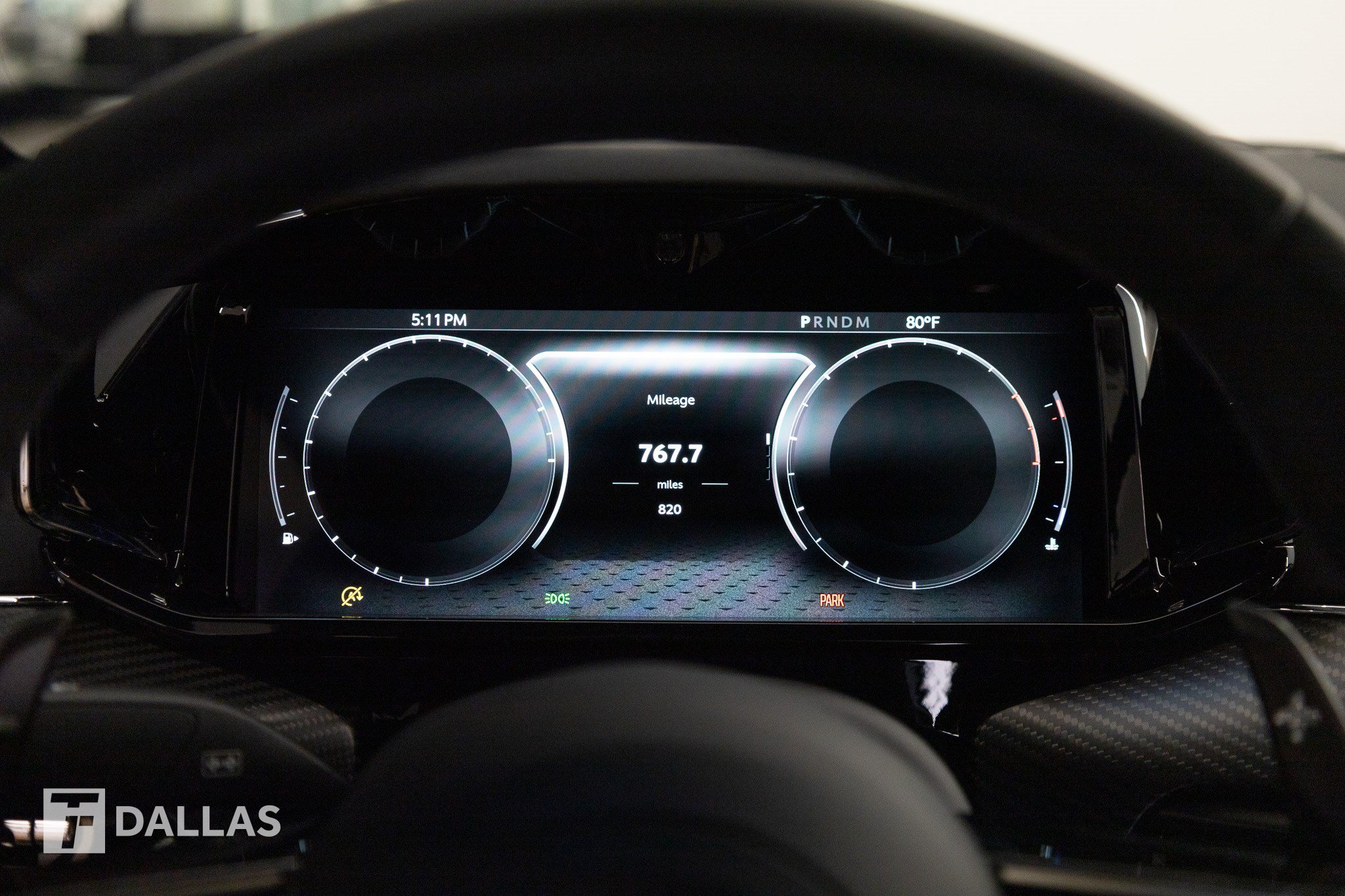 Used 2026 Aston Martin V8 Vantage S RWD image 29