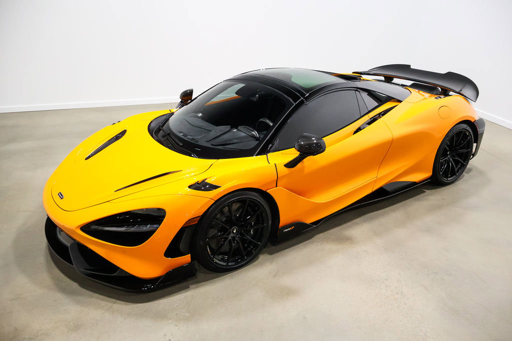 Used 2022 McLaren 765LT image 16