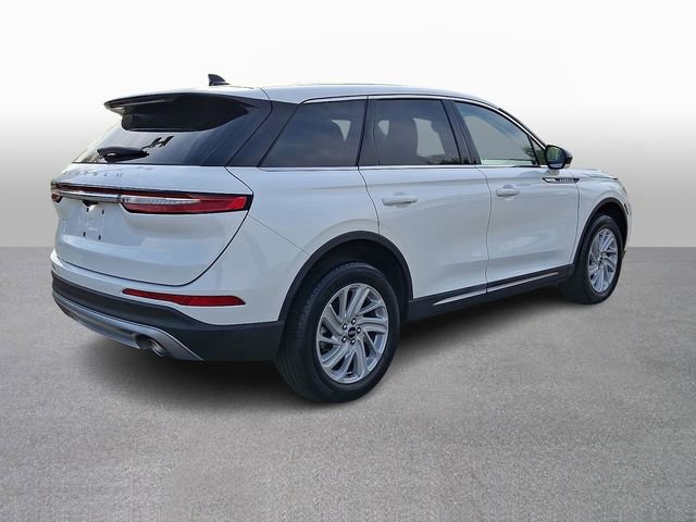 Used 2024 Lincoln Corsair AWD image 4