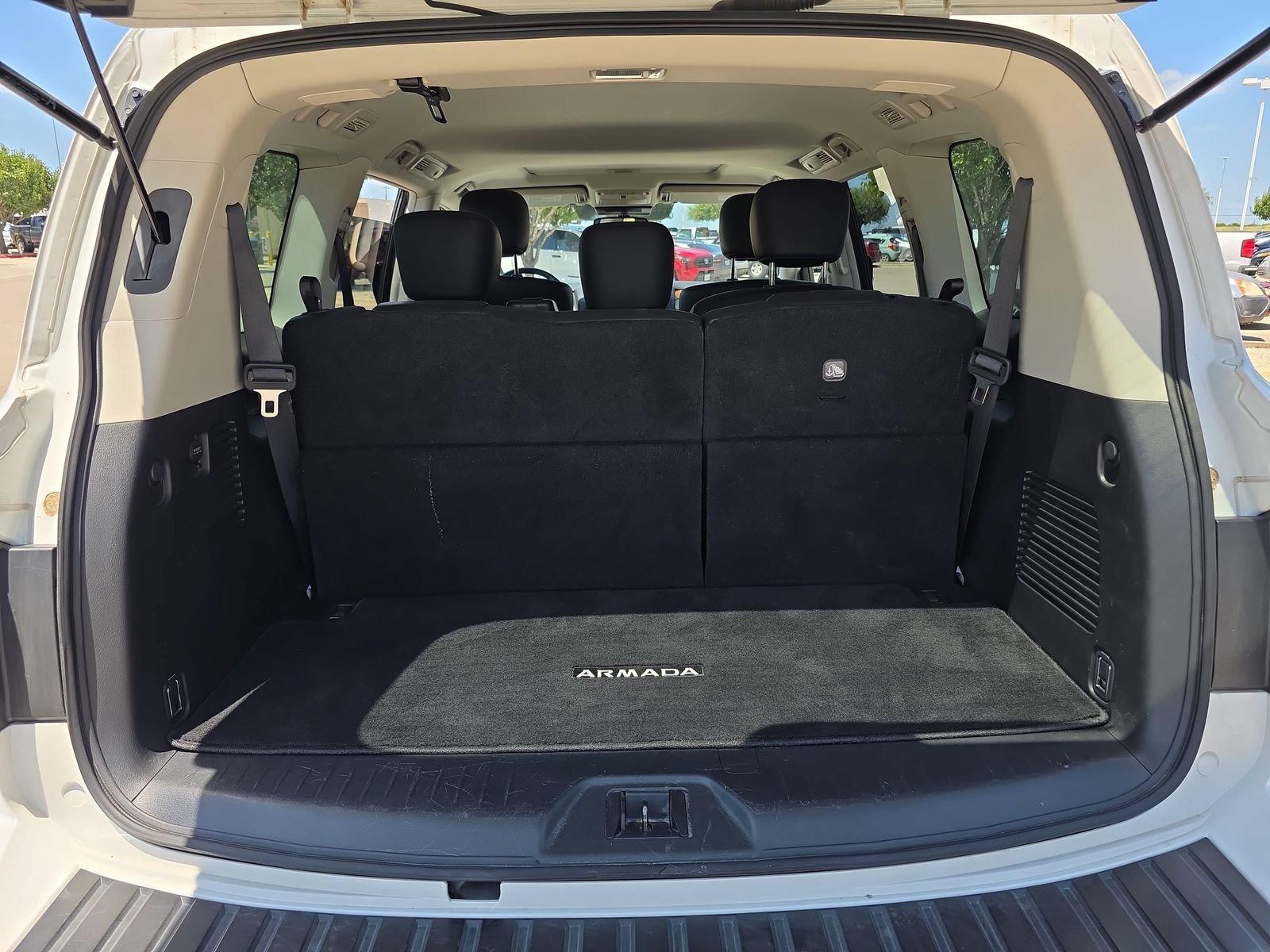 Used 2022 Nissan Armada SL RWD image 31