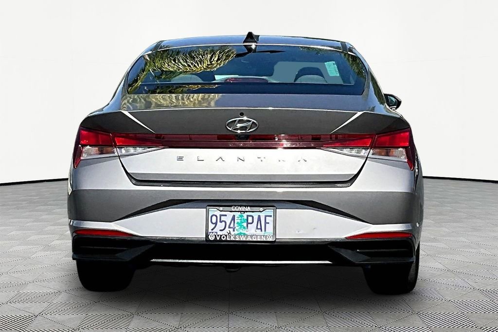 Used 2023 Hyundai Elantra SEL image 5