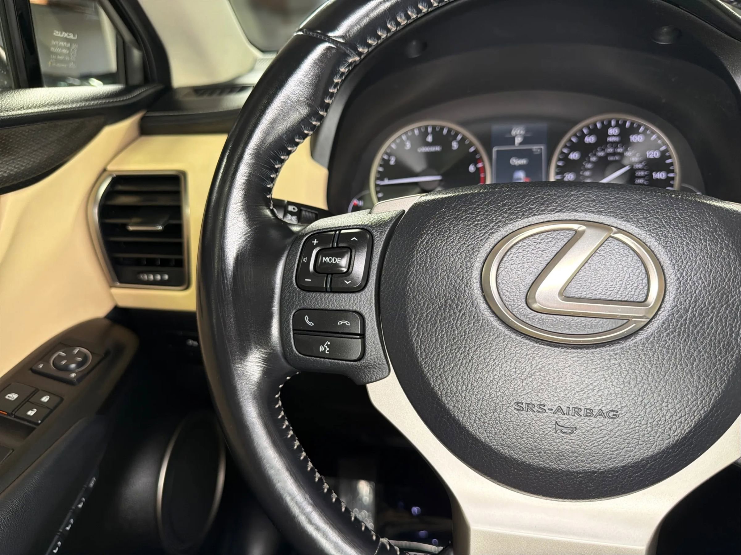 Used 2017 Lexus NX 200t FWD image 35