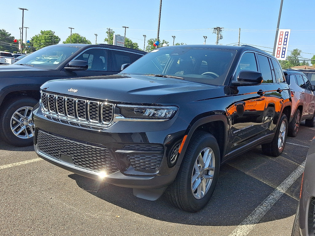 New 2026 Jeep Grand Cherokee Laredo X