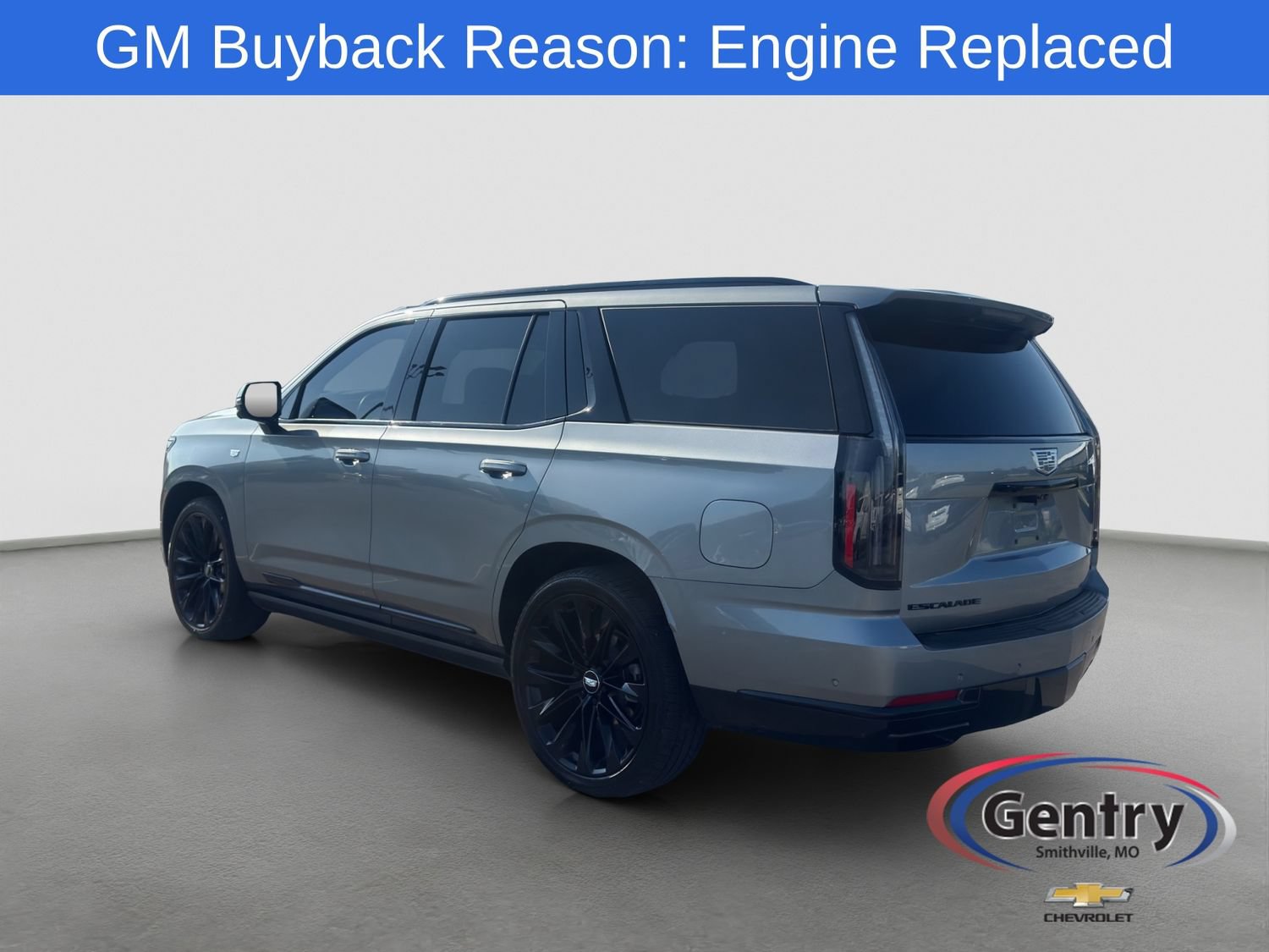 Used 2025 Cadillac Escalade Sport Platinum w/ LPO, ONYX Package AWD/4WD image 4