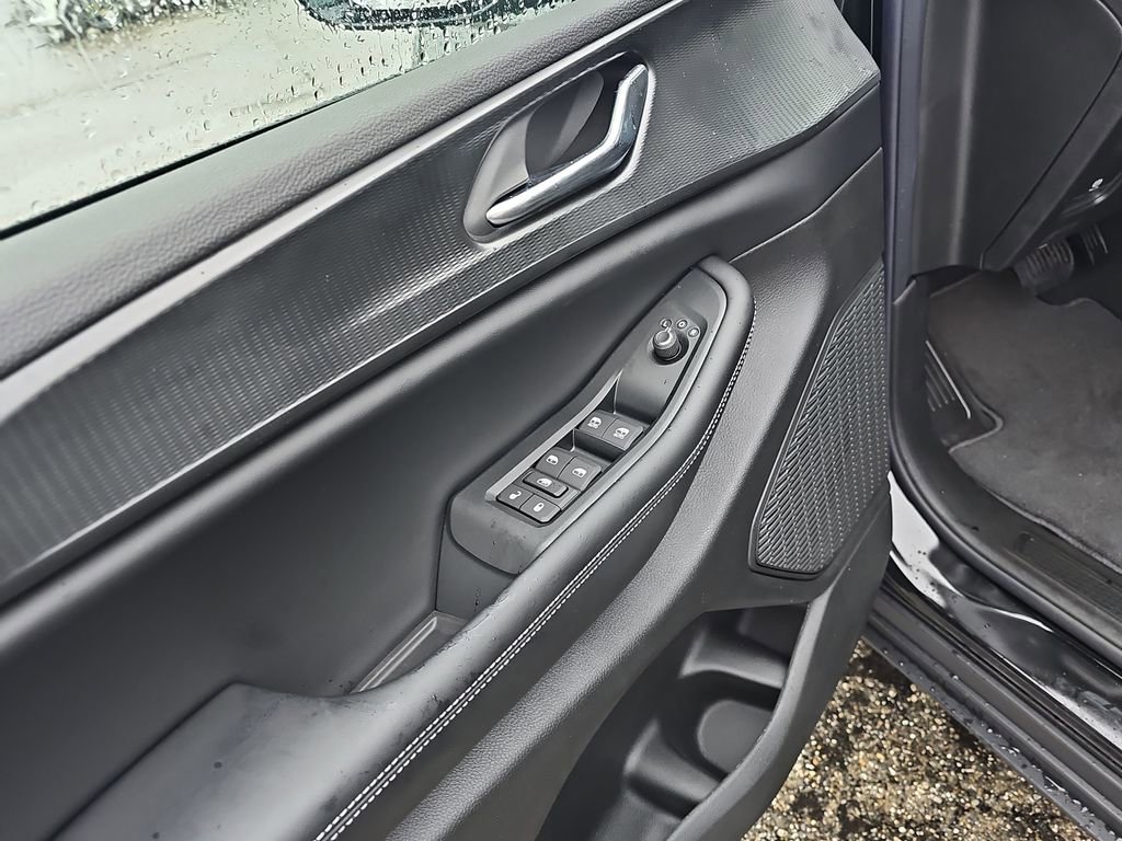 New 2025 Jeep Grand Cherokee Laredo image 12