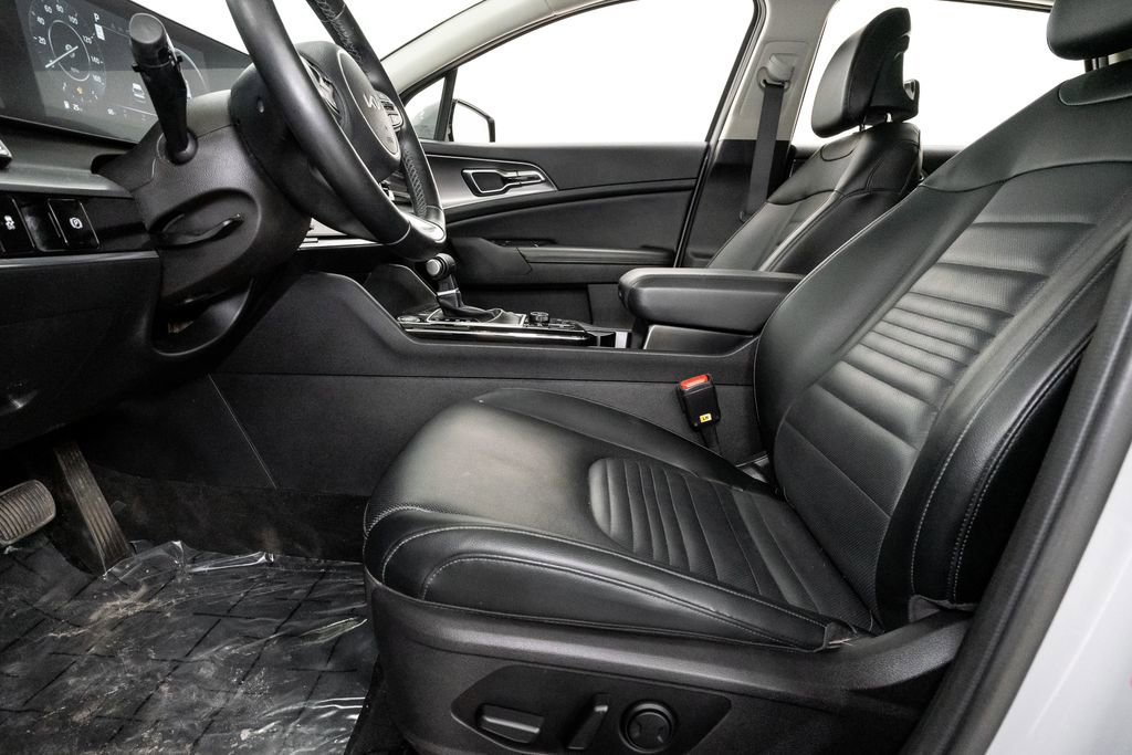 Certified 2023 Kia Sportage SX image 12
