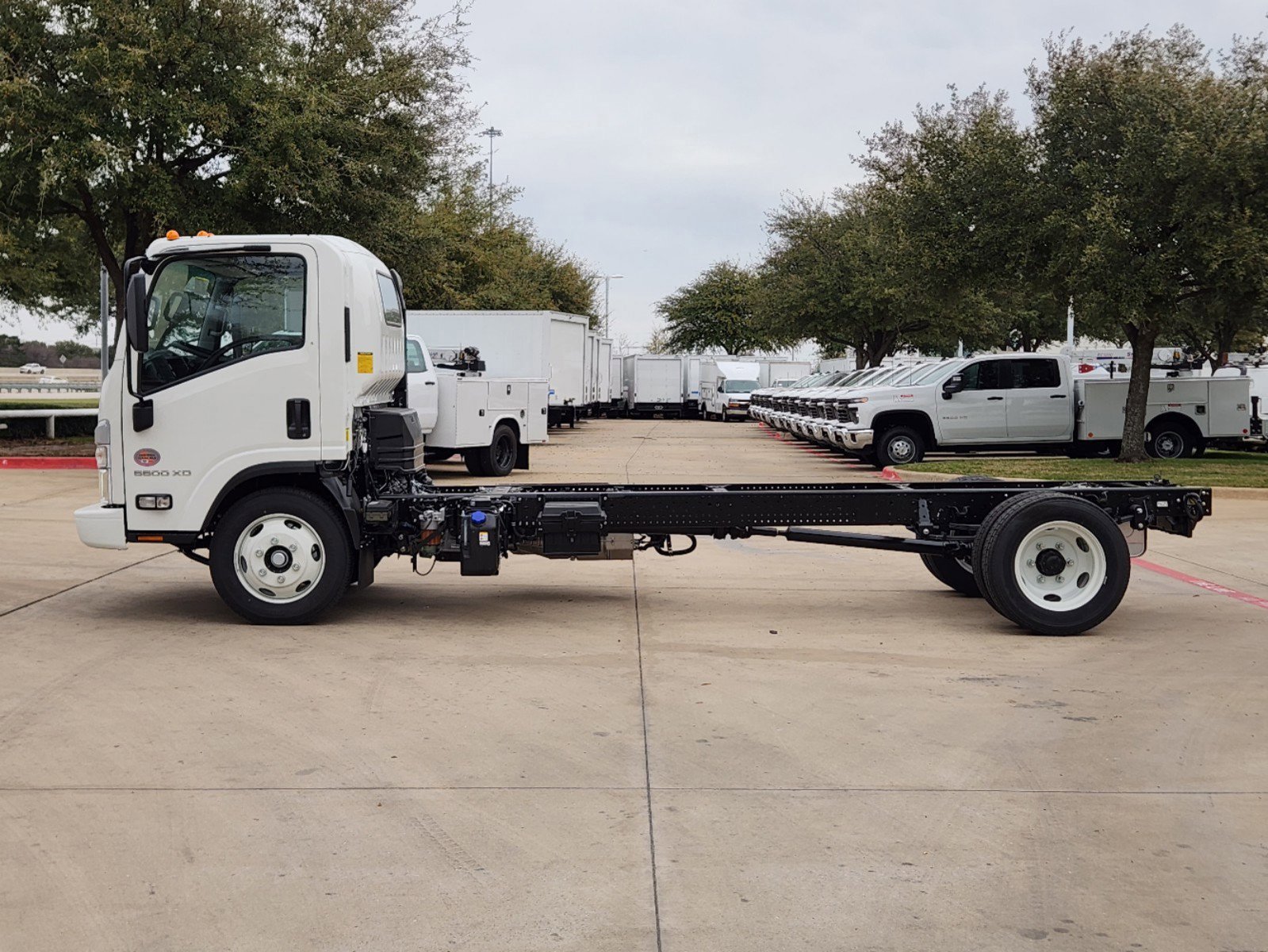 New 2024 Chevrolet Low Cab Forward 5500XD image 10