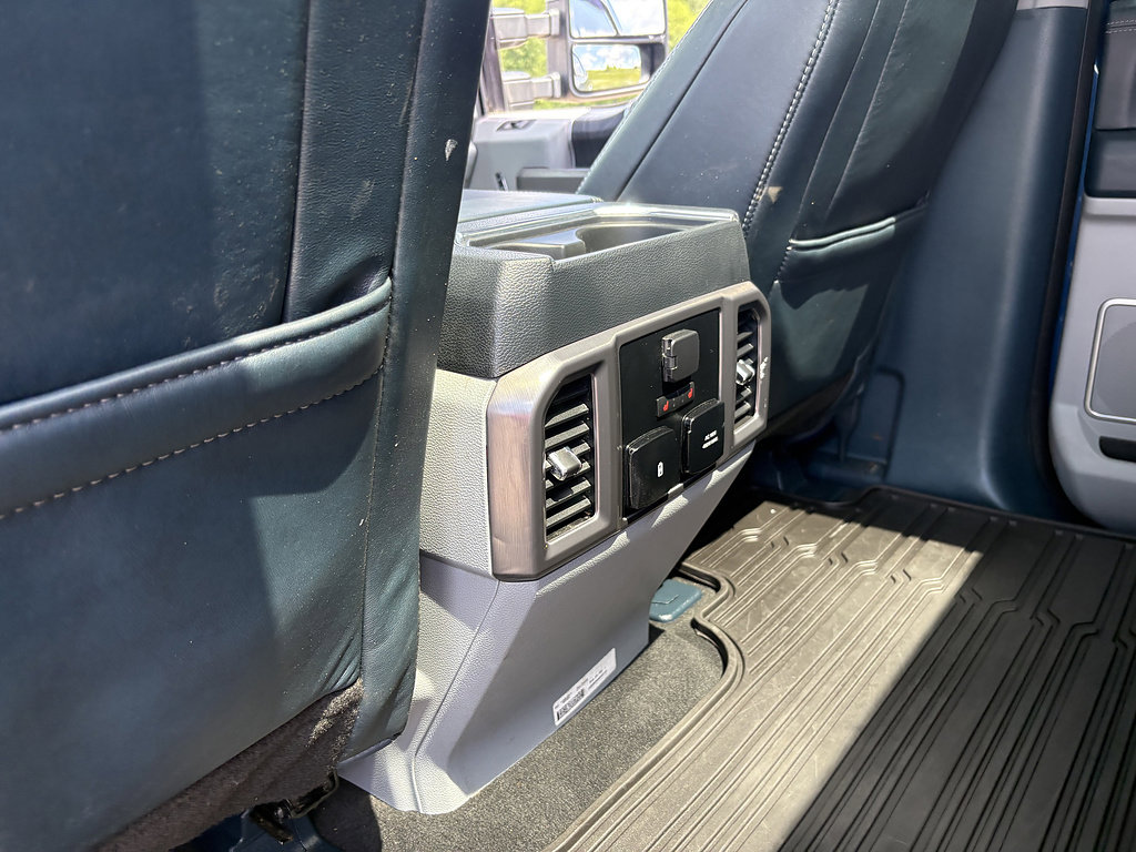 Used 2022 Ford F350 Limited AWD/4WD image 17