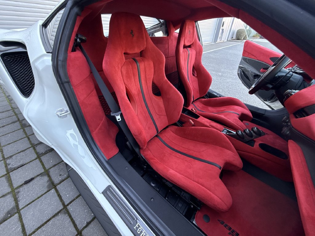 Certified 2020 Ferrari 488 Pista Coupe RWD image 23