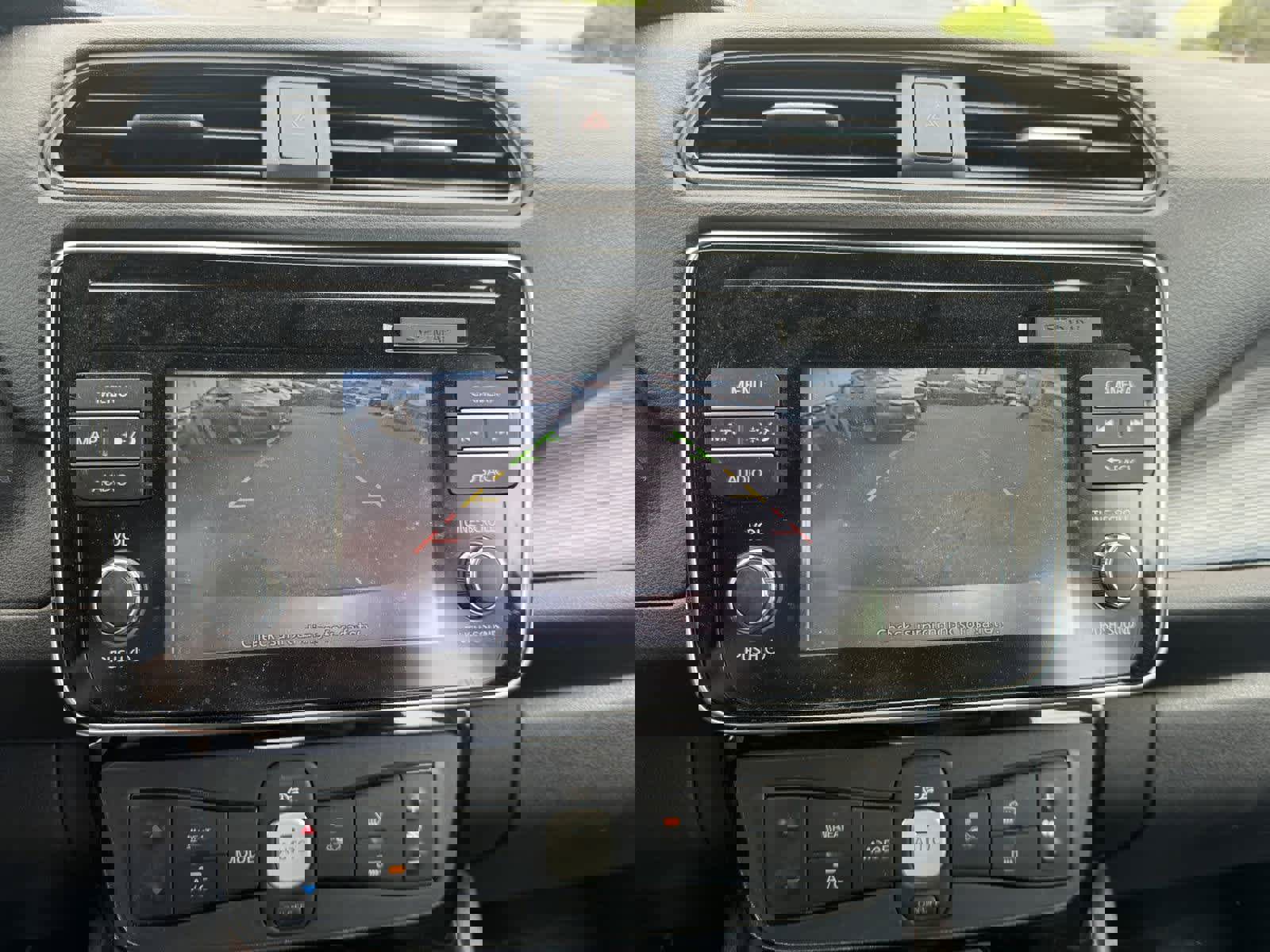 Used 2018 Nissan Leaf SV image 7