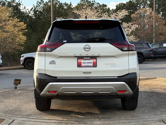 Used 2022 Nissan Rogue Platinum w/ Head-Up Display Package image 6