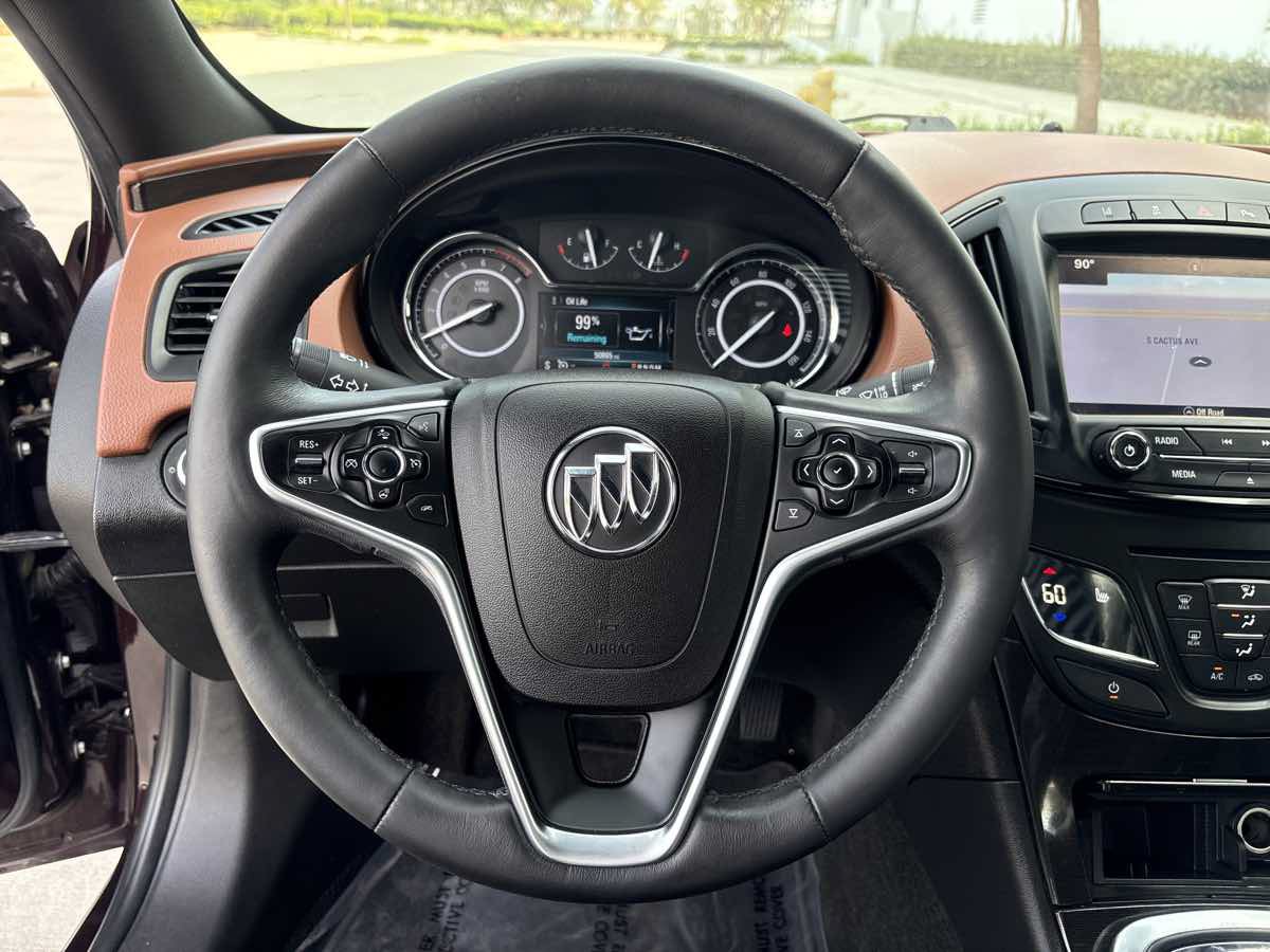 Used 2017 Buick Regal Premium w/ Driver Confidence Package #1 FWD image 21