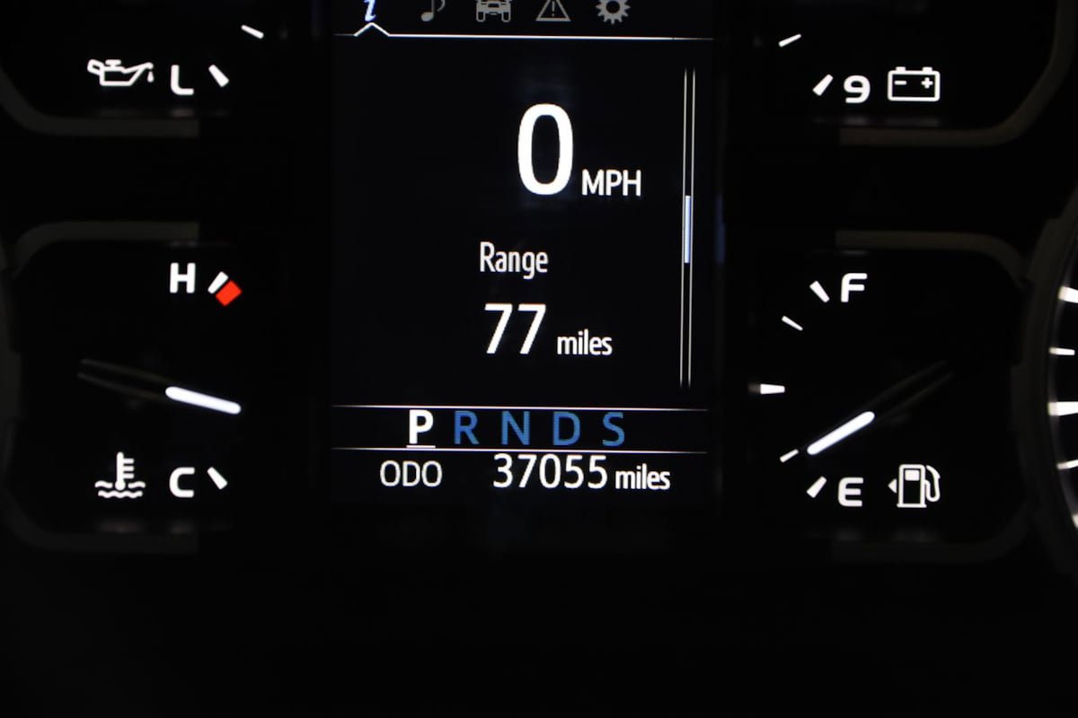 Used 2021 Toyota Tundra SR5 w/ SR5 Leather Package AWD/4WD image 35