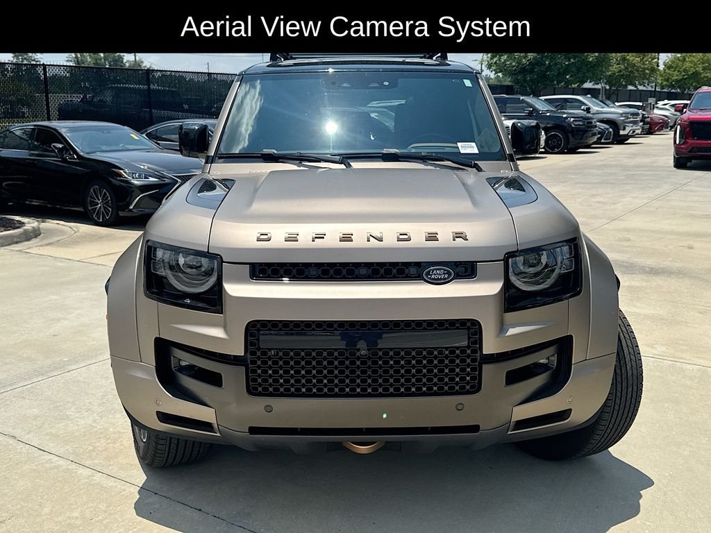 Used 2025 Land Rover Defender 110 AWD/4WD image 4