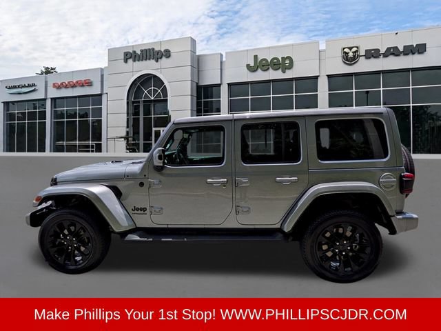 Used 2021 Jeep Wrangler Unlimited Sahara AWD/4WD image 6