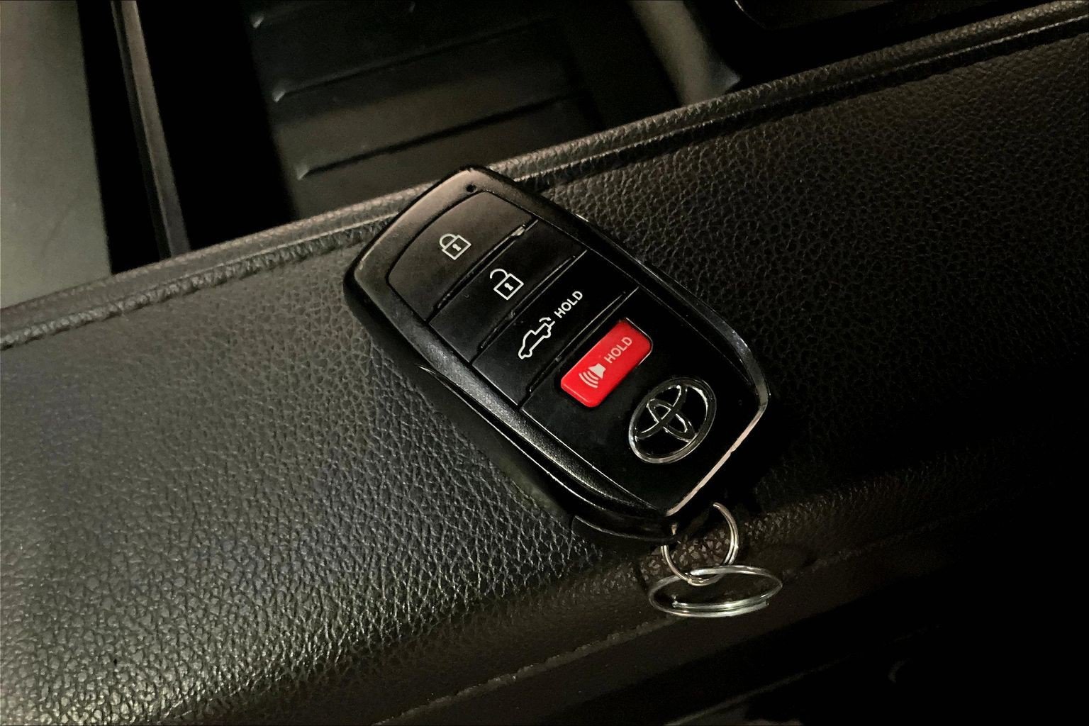 Used 2025 Toyota Tundra SR5 AWD/4WD image 37