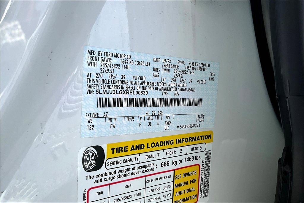Used 2024 Lincoln Navigator L Reserve AWD/4WD image 21