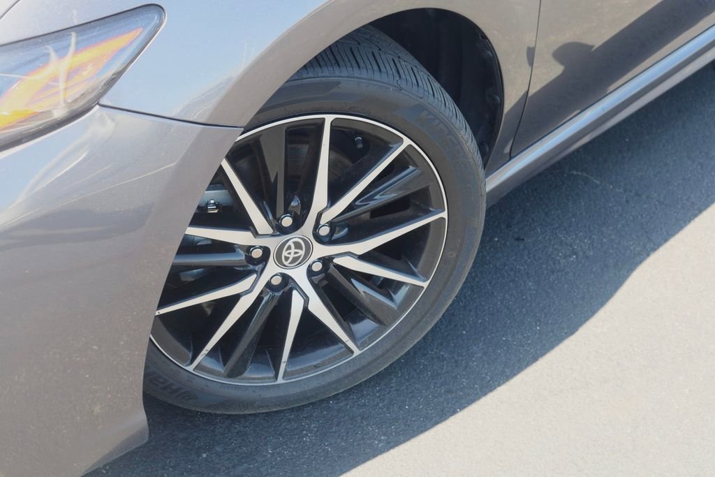 Used 2023 Toyota Camry SE w/ Cold Weather Package AWD/4WD image 15