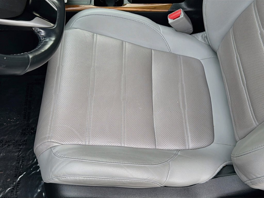Used 2021 Honda CR-V Touring image 18
