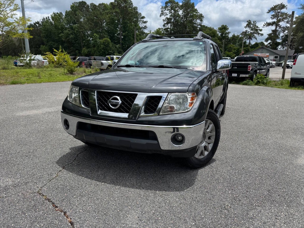 Used 2011 Nissan Frontier SL RWD image 29