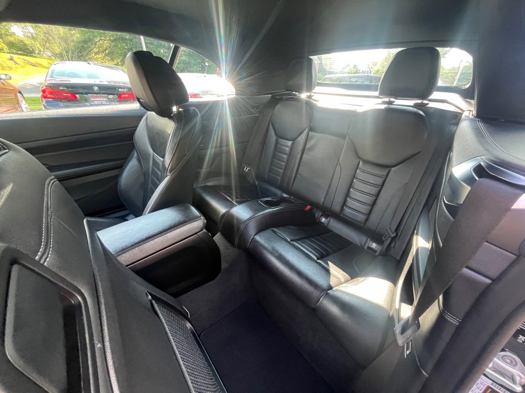 Used 2021 BMW M440i Convertible w/ Executive Package image 17