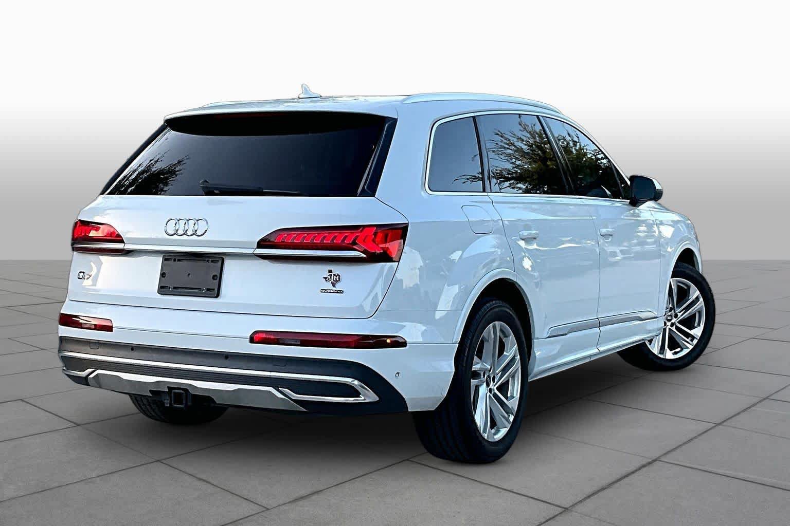 Used 2021 Audi Q7 3.0T Premium Plus w/ Executive Package AWD/4WD image 12