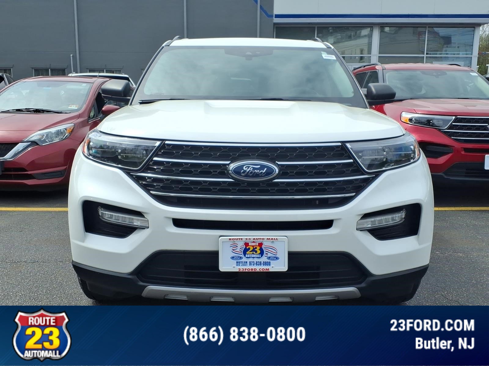 Certified 2022 Ford Explorer XLT w/ Equipment Group 202A AWD/4WD image 2