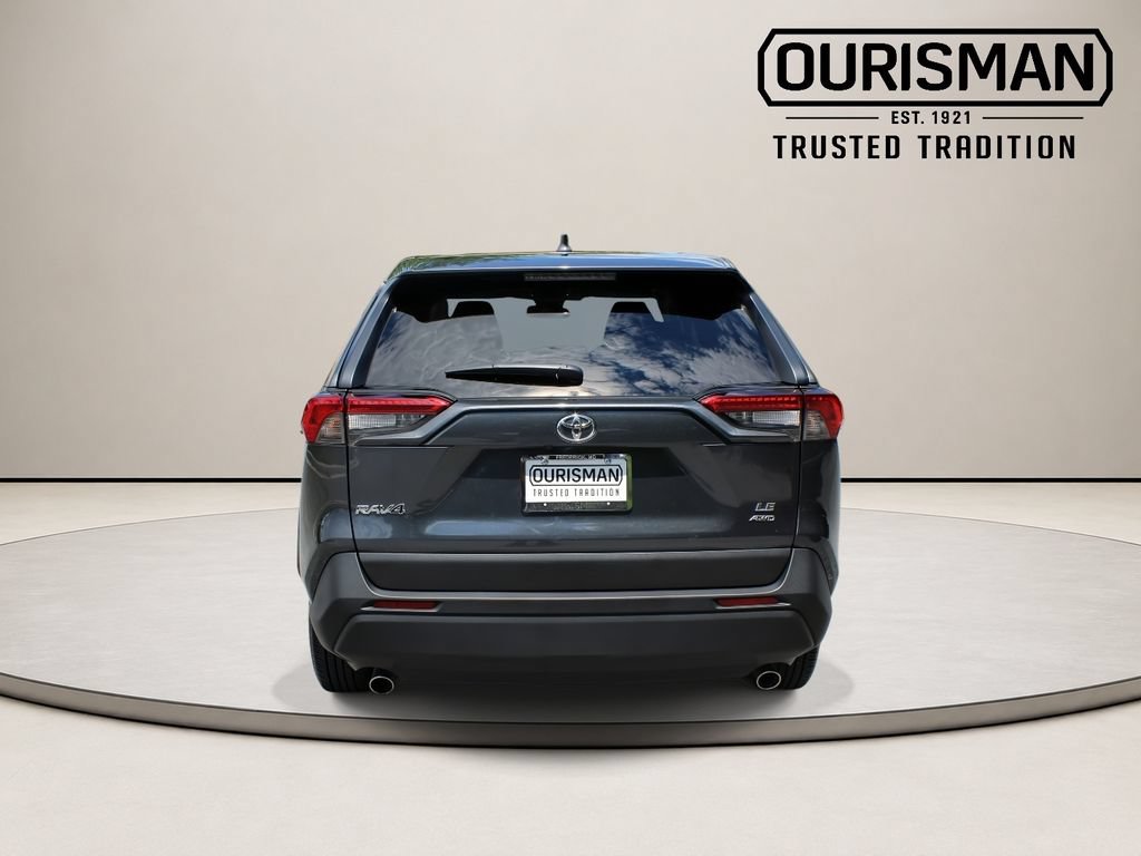 Used 2023 Toyota RAV4 LE AWD/4WD image 8